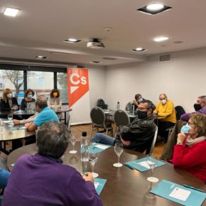 Cs pone en marcha ‘Repensar Cádiz’, un ciclo de encuentros con las asociaciones para hablar de las necesidades de la ciudad